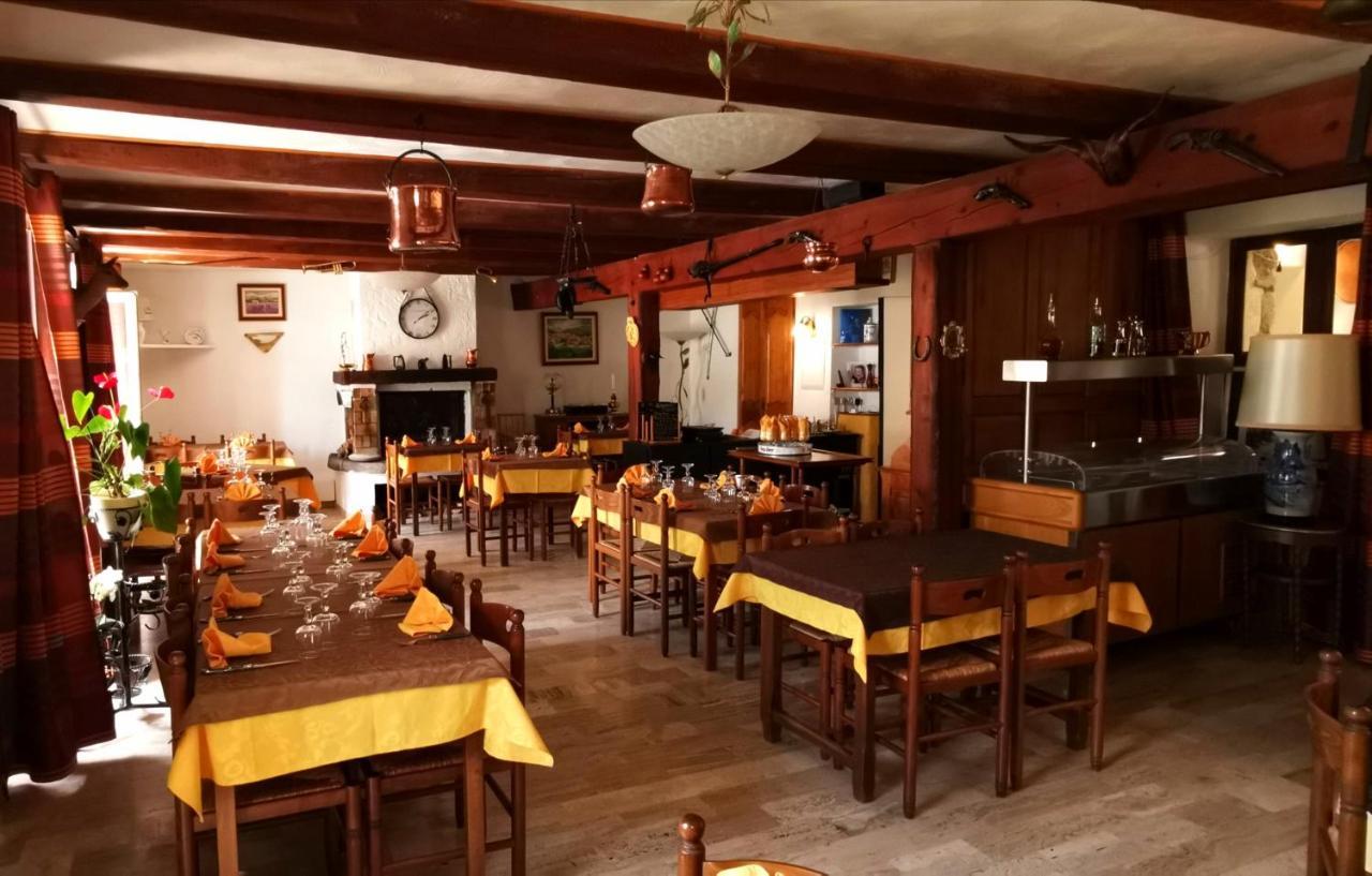 Auberge Lou Jas Soleilhas المظهر الخارجي الصورة