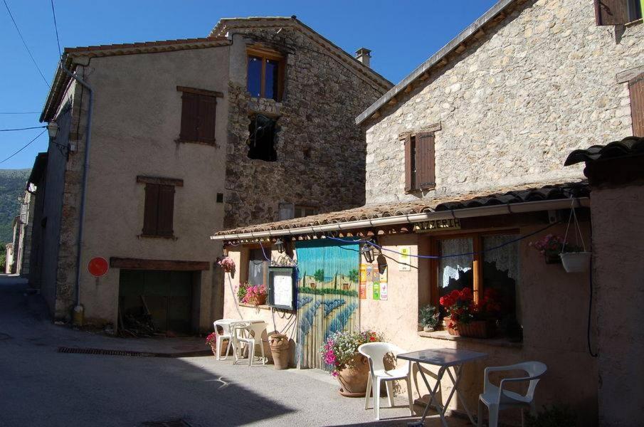 Auberge Lou Jas Soleilhas المظهر الخارجي الصورة
