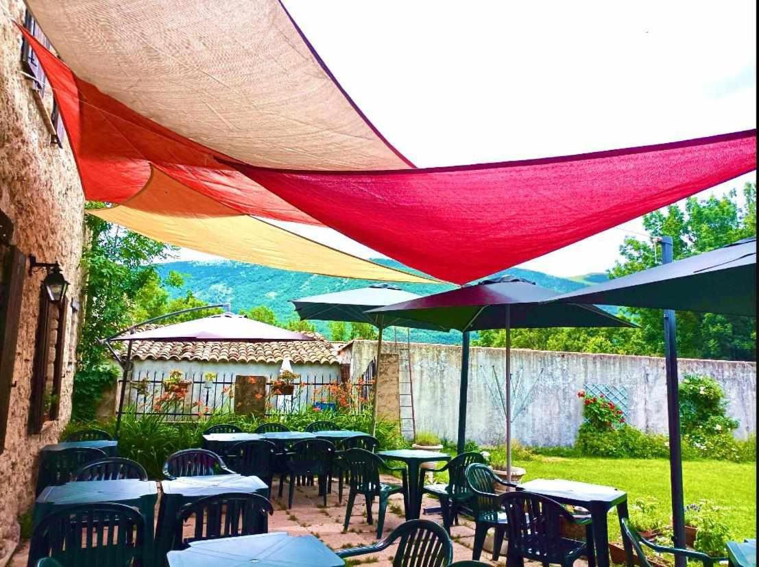 Auberge Lou Jas Soleilhas المظهر الخارجي الصورة
